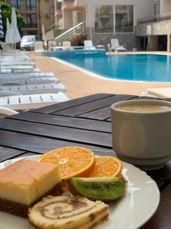 Tropics Hotel Sveti Vlas Dış mekan fotoğraf