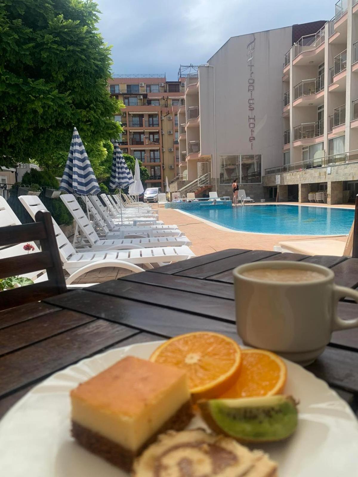Tropics Hotel Sveti Vlas Dış mekan fotoğraf