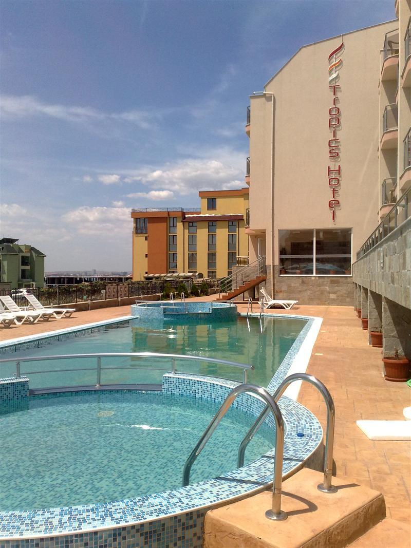 Tropics Hotel Sveti Vlas Dış mekan fotoğraf