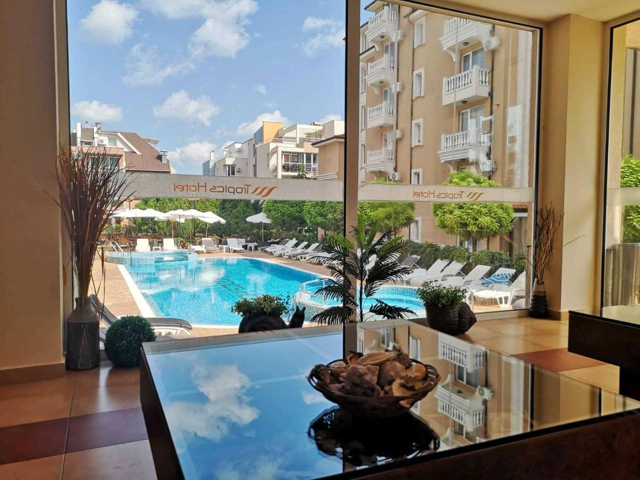 Tropics Hotel Sveti Vlas Dış mekan fotoğraf
