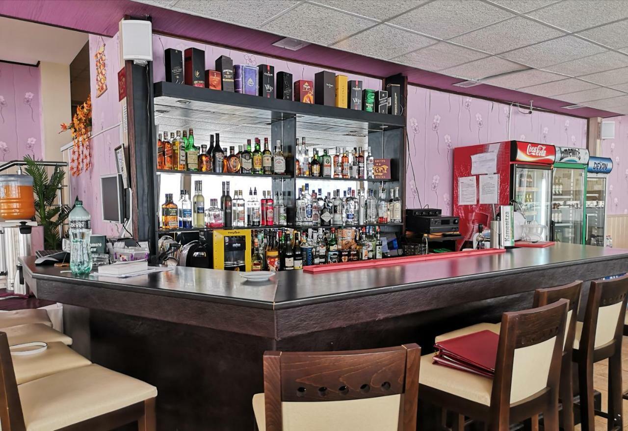 Tropics Hotel Sveti Vlas Dış mekan fotoğraf