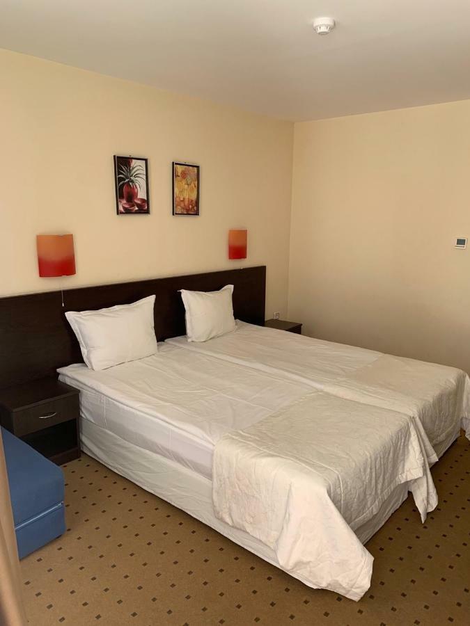Tropics Hotel Sveti Vlas Dış mekan fotoğraf