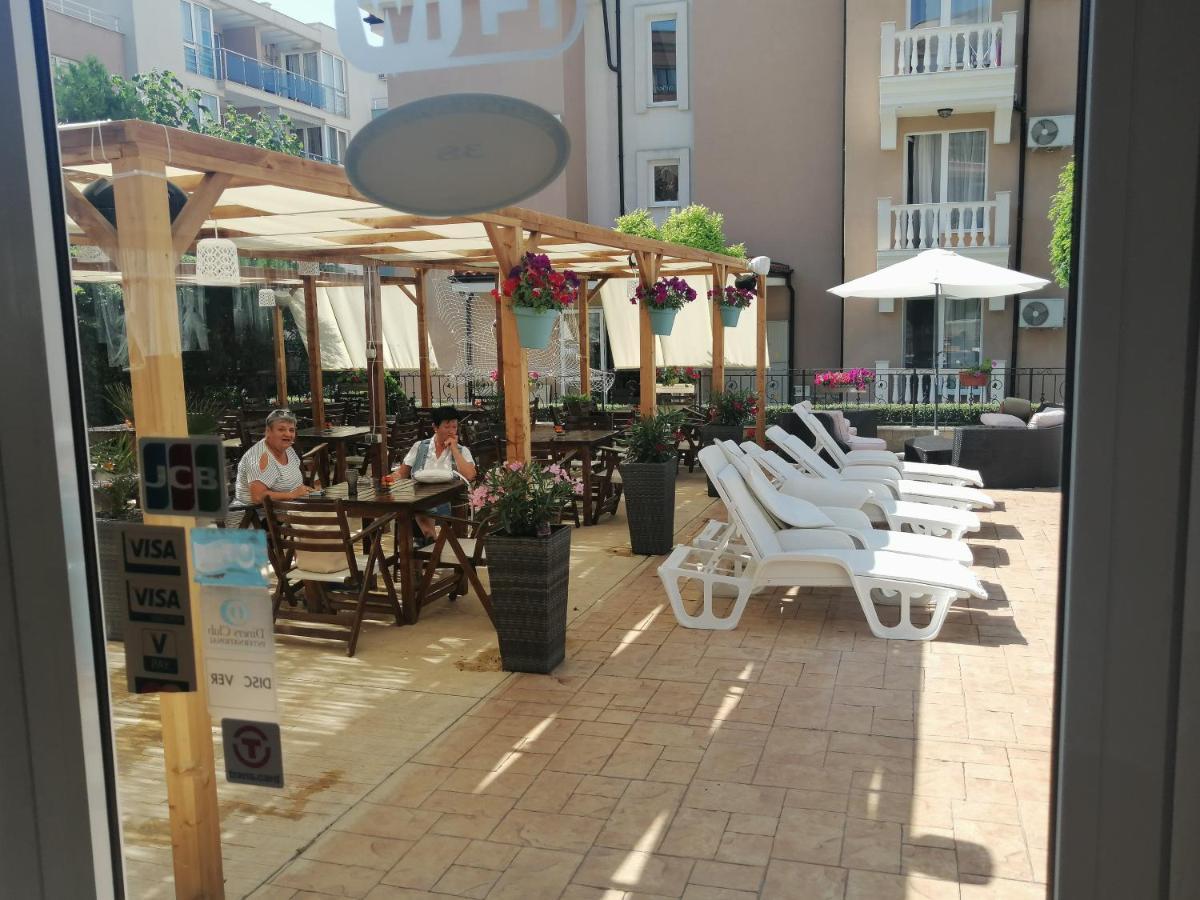 Tropics Hotel Sveti Vlas Dış mekan fotoğraf