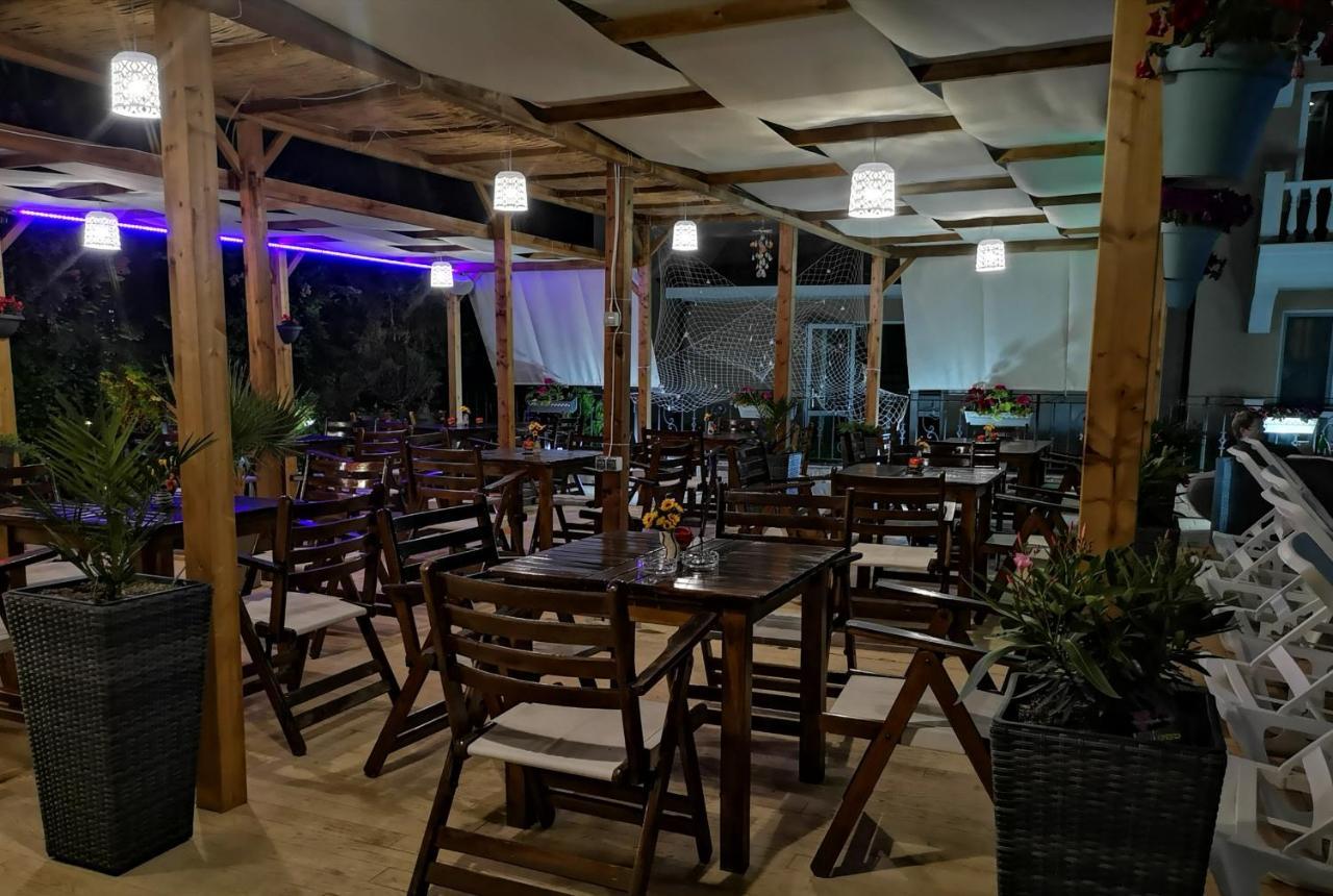 Tropics Hotel Sveti Vlas Dış mekan fotoğraf